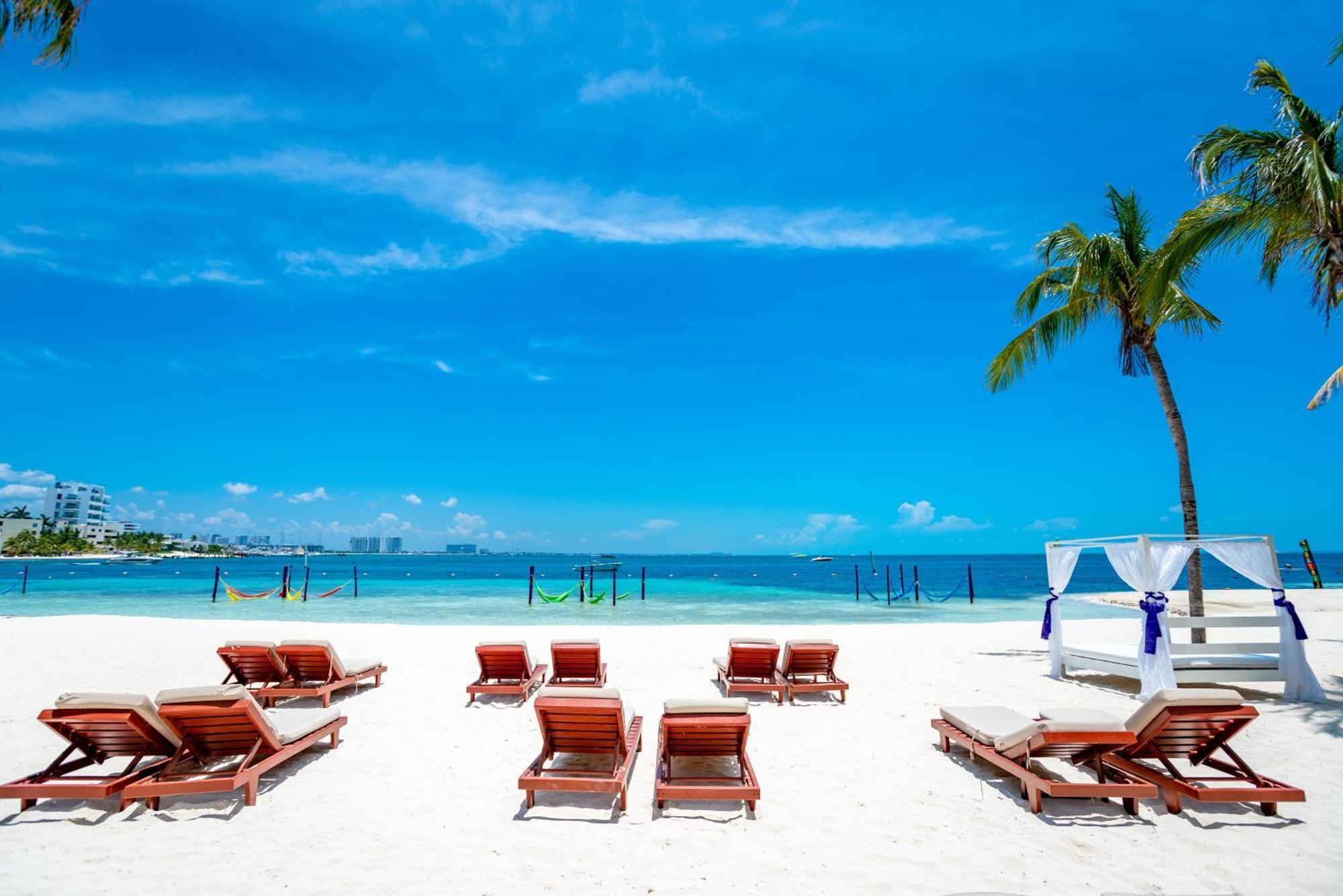แกรนด์ โอเอซิส ปาล์ม ออล อินคลูซีฟ Hotel แคนคูน ภายนอก รูปภาพ Beach at the Grand Palladium Hotel